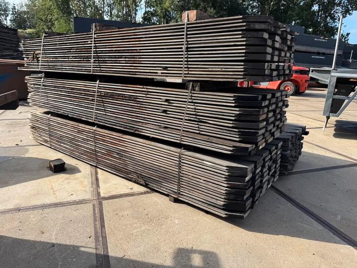 Gebruikte Azobé Damwand planken hardhout 3 4 5 6 cm dik, Doe-het-zelf en Bouw, Hout en Planken, Gebruikt