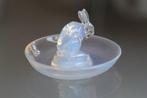 René Lalique - Beeldje, Lapin en verre opalescent - 6 cm -, Antiek en Kunst, Antiek | Glaswerk en Kristal