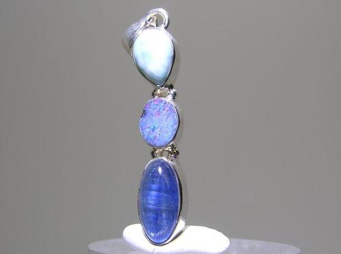 Opaal Cabochons - Hoogte: 47 mm - Breedte: 8 mm- 4.65 g -, Verzamelen, Mineralen en Fossielen