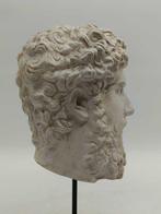 Sculpture, Testa di Lucio Vero - 36 cm - poussière de marbre