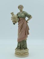 Royal Dux Porzellan-Manufaktur - Jugendstil - Statuette,