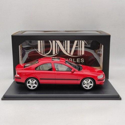 DNA Collectibles 1:18 - Voiture miniature - Volvo S60 R -, Hobby en Vrije tijd, Modelauto's | 1:5 tot 1:12