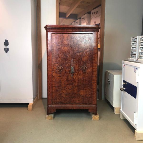 Antieke kluis 123-14, Huis en Inrichting, Brandblussers en Brandkasten, Gebruikt, Verzenden