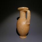 Oud-Egyptisch Albast Kan. 17 cm hoog. Nieuwe Koninkrijk, ca.