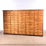 Grote Brocante ladekast | Vintage ladenkast | industriele k