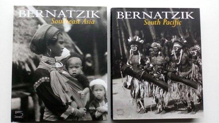 2 Books - Bernatzik - South Pacific + Southeast Asia - 2002, Antiek en Kunst, Kunst | Niet-Westerse kunst
