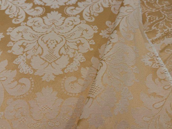 Luce Dorata: het Koninklijke Damascato dat de interieurs, Antiek en Kunst, Antiek | Tapijten, Tafelkleden en Textiel