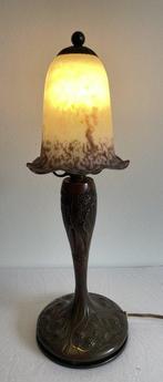 lorrain - Lampe de table - laiton patiné et pate de verre -