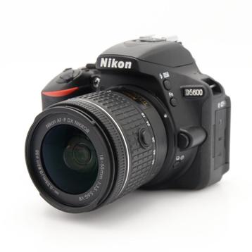 Nikon D5600 body + AF-P 18-55mm F/3.5-5.6G DX VR | beschikbaar voor biedingen