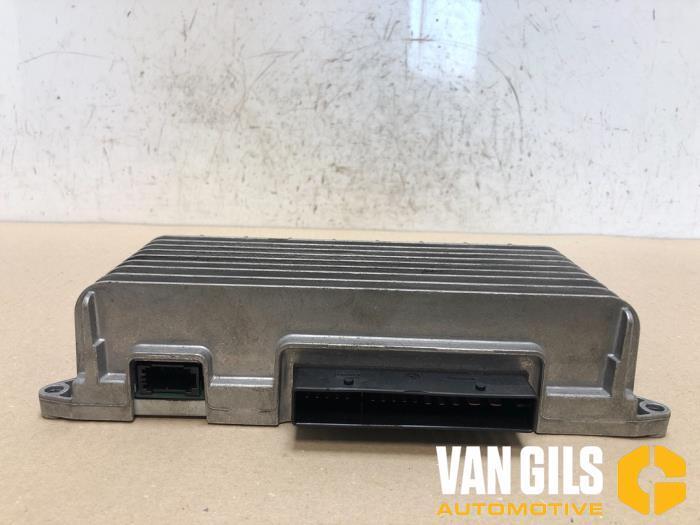 Radio versterker Audi A4 O221002, Auto-onderdelen, Elektronica en Kabels