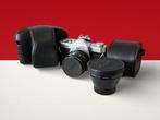 Kowa SE T + 1.8/50mm + Aux Telephoto Lens + 2 cases |