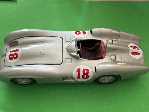 Franklin Mint 1:24 - Modelauto - Mercedes Benz W196 R 1954 -, Antiek en Kunst, Curiosa en Brocante