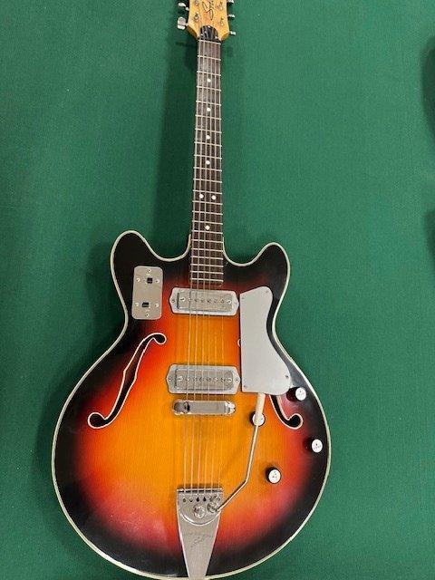 SOLO - Gemini - - Guitare semi-acoustique - Italie - 1965, Muziek en Instrumenten, Snaarinstrumenten | Gitaren | Akoestisch