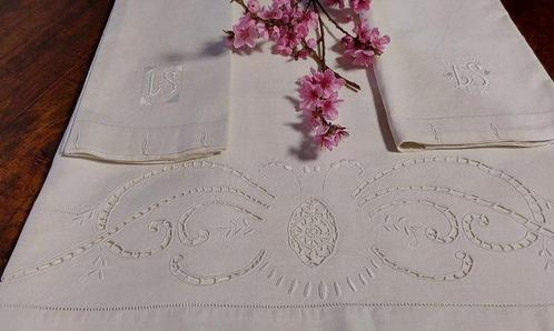 Drap de lit (3)  - 270 cm - 230 cm, Antiek en Kunst, Antiek | Tapijten, Tafelkleden en Textiel