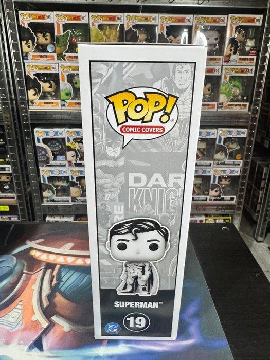 Funko - Funko Pop Superman - V.S., Antiek en Kunst, Antiek | Speelgoed