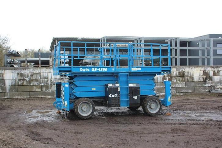 Veiling: Schaarlift Genie GS-4390 Diesel 15.11m 2016, Zakelijke goederen, Machines en Bouw | Liften, Steigers en Ladders, Ophalen