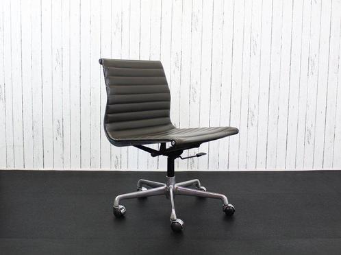 ICF - Charles & Ray Eames - Chaise de bureau - EA117 -, Antiek en Kunst, Antiek | Meubels | Stoelen en Sofa's