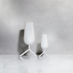 Maarten Baptist - Set of 2 Milky White Champagne Glasses and, Antiek en Kunst