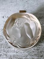 Lalique - Kan - Daphne poeder compact - Kristal, Antiek en Kunst, Antiek | Glaswerk en Kristal