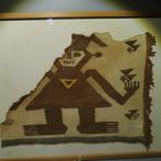 Chimu, Peru Zakdoek Textielwol met figuur en frame. 900-1470