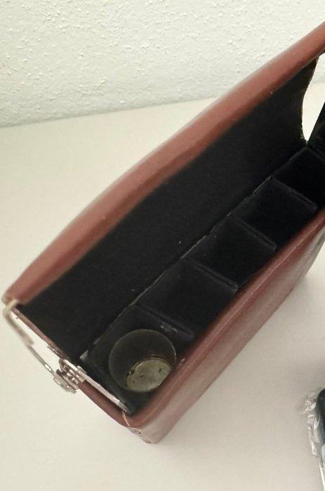 Brandi Sauro - Zonder minimumprijs - Sigarendoos - Leder -, Verzamelen, Rookartikelen, Aanstekers en Luciferdoosjes