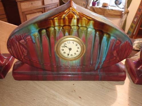 Horloge et parure de cheminée (3) - Art déco Faïence, Plâtre, Antiek en Kunst, Antiek | Klokken
