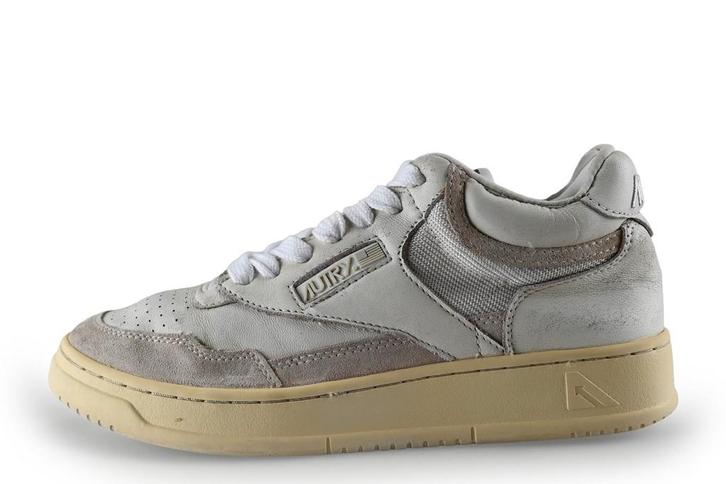 Autry sneakers in maat 42 Wit | 25% korting, Kleding | Heren, Schoenen, Wit, Zo goed als nieuw, Sneakers, Verzenden
