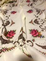 Tafelkleed - 258 cm - 164 cm - Tafelkleed met kruissteek