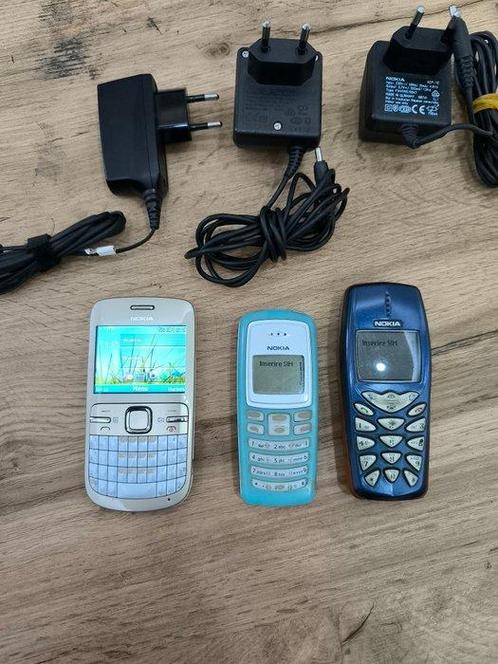 Nokia 3510i. 2100. C3 - Mobiele telefoon (3), Games en Spelcomputers, Spelcomputers | Overige Accessoires