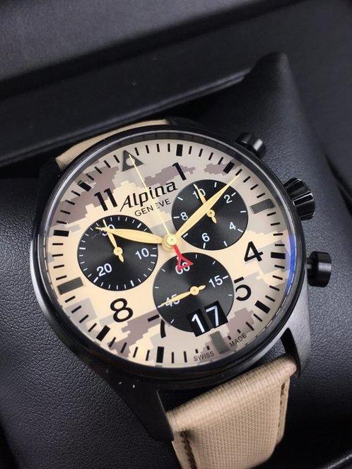 Alpina - Startimer Pilot Big Date Desert Camouflage, Handtassen en Accessoires, Horloges | Heren