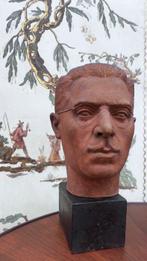 Franco Daverio (1917 – 1999) - sculptuur, Cesare Pavese - 38, Antiquités & Art, Antiquités | Céramique & Poterie