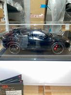 MR Collection Models 1:18 - Voiture de sport miniature -, Hobby en Vrije tijd, Nieuw