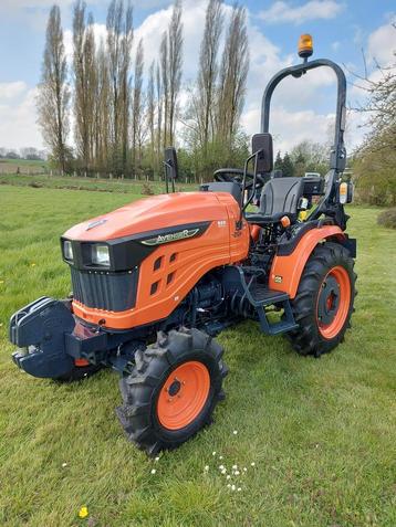 NIEUWE minitractoren avenger  4x4! WEGTOELATING beschikbaar voor biedingen