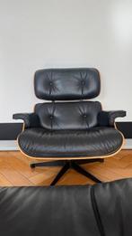 Vitra - Charles & Ray Eames - Fauteuil avec repose-pied -