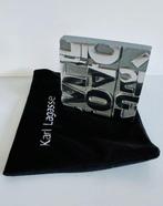 Karl Lagasse (1981) - GOD Bless Gray - livraison DHL Express