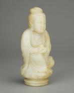 Guanyin - Jade - China - Qing Dynastie (1644-1911), Antiek en Kunst