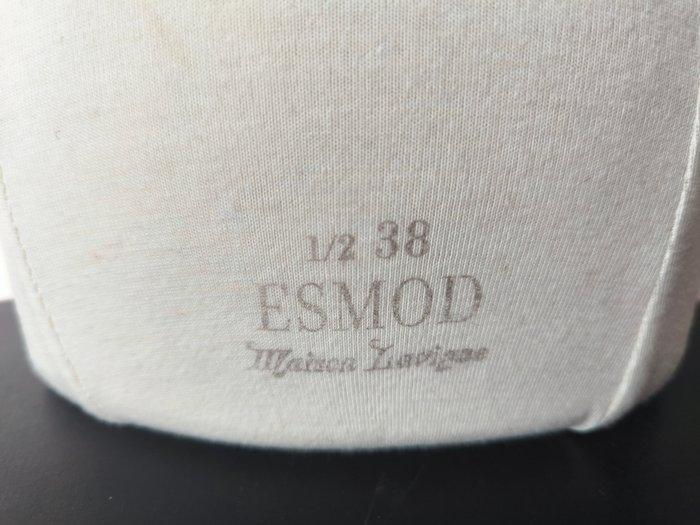 Maison Lavigne - Mannequin - Mannequin d ela maison Lavigne, Antiek en Kunst, Curiosa en Brocante