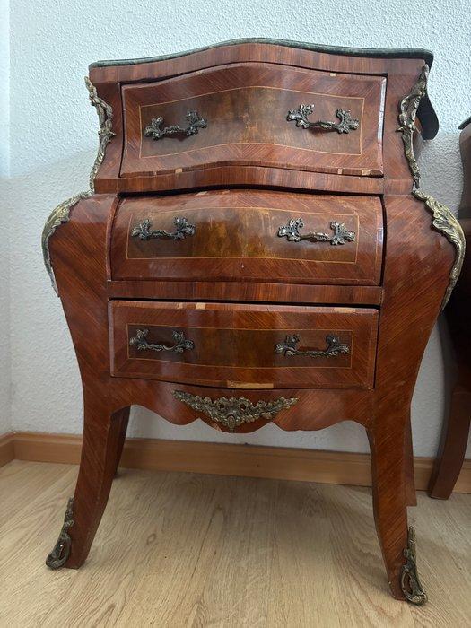 Nachtkastje (2) - Hout - twee bijzettafeltjes in Louis, Antiek en Kunst, Antiek | Overige Antiek