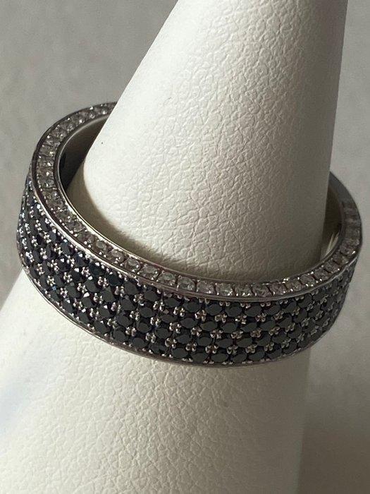Theo Fennell - Ring - 18 karaat Witgoud - 2.26ct. tw., Handtassen en Accessoires, Ringen