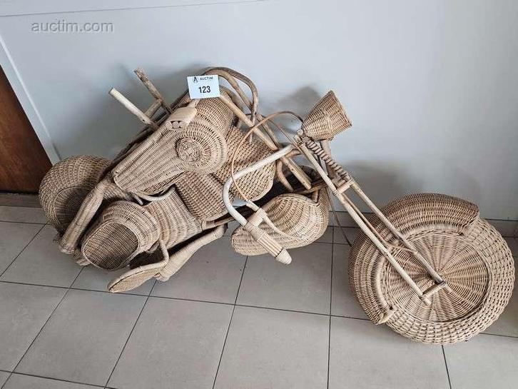 decoratieve rieten motos (2x), Huis en Inrichting, Overige Huis en Inrichting, Ophalen