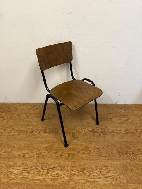 Gebruikte Schoolstoel - S4163- Vintage/Café, Huis en Inrichting, Stoelen, Ophalen