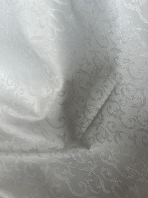 Tissu jacquard vénitien ivoire avec motifs filigranés -, Antiek en Kunst, Antiek | Tapijten, Tafelkleden en Textiel