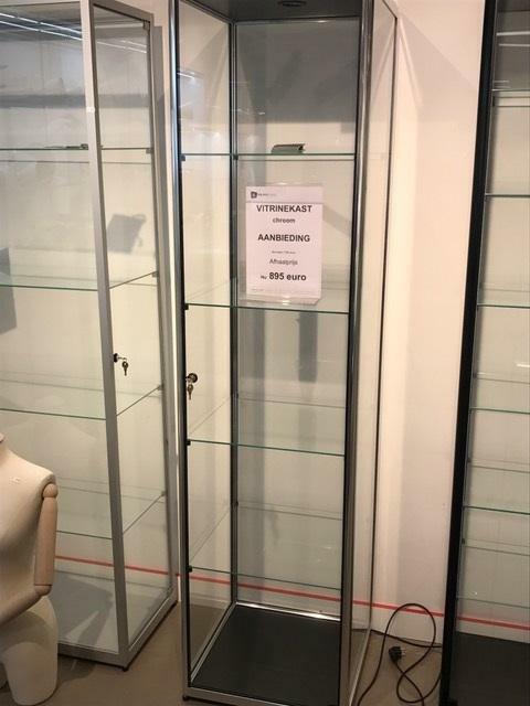 *TIP*  Showroom model vitrinekast nummer 6, Zakelijke goederen, Kantoor en Winkelinrichting | Winkel en Inventaris, Ophalen of Verzenden