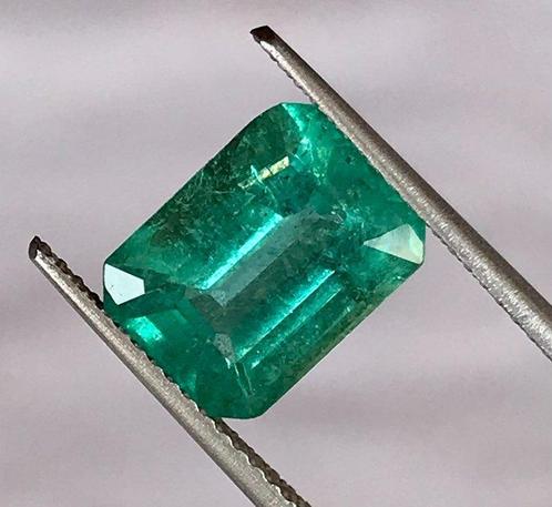 1 pcs  Groen Smaragd  - 3.02 ct - International Gemological, Handtassen en Accessoires, Edelstenen