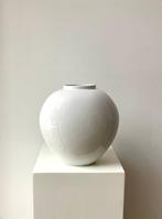 KPM Berlin - Trude Petri - Vase - Porcelaine - Zwiebelform, Antiek en Kunst