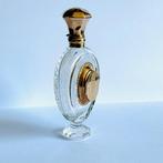 Exclusief antiek parfumflesje met gouden dop en medaillon -