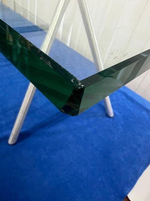 Beek Maupertuus - Tables gigognes (2) - Aluminium, Verre, Antiek en Kunst, Antiek | Meubels | Stoelen en Sofa's