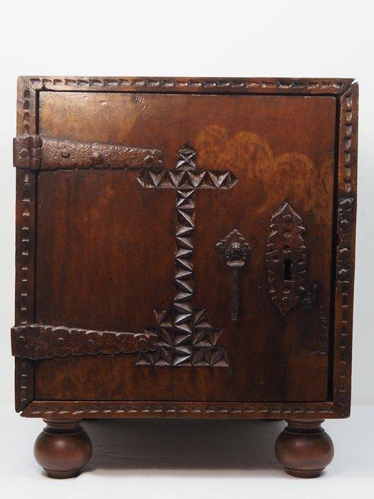 Kast - Walnoot - Mudejar tabernakel cabine, Antiek en Kunst, Kunst | Niet-Westerse kunst