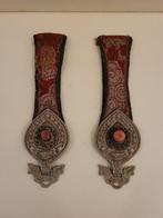 Een paar Tibetaanse riemhaakjes - Tibet - 19e - 20e eeuw, Antiek en Kunst