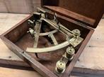 Sextant à vernier - Laiton, Bois, Os - W. H. Moralee North